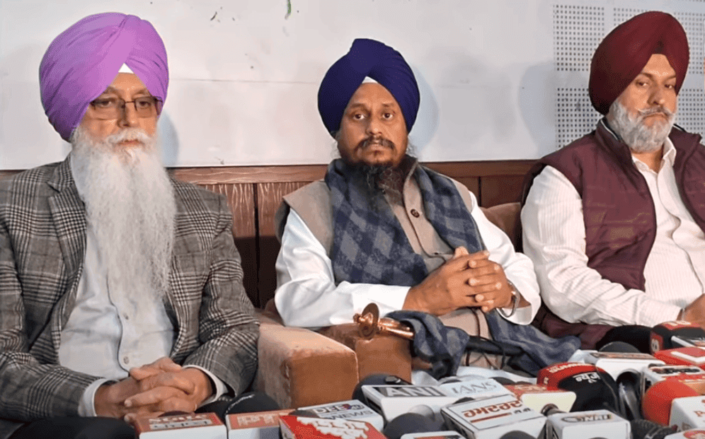 ਅੰਮ੍ਰਿਤਸਰ ਵਿੱਚ ਚੀਫ਼ ਖ਼ਾਲਸਾ ਦੀਵਾਨ ਵਿਖੇ ਪ੍ਰੈੱਸ ਕਾਨਫਰੰਸ ਦੌਰਾਨ ਗਿਆਨੀ ਹਰਪ੍ਰੀਤ ਸਿੰਘ