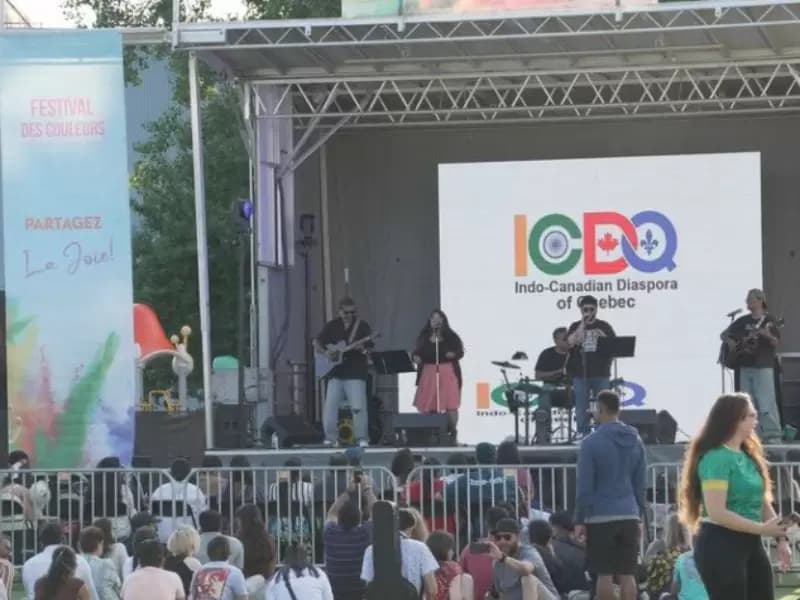 मॉन्ट्रियल में 'फ्लेवर्स ऑफ इंडिया' और होली फेस्टिवल के दौरान हाई कमिश्नर दिनेश के. पटनायक ने कार्यक्रम में मौजूद लोगों को संबोधित किया।